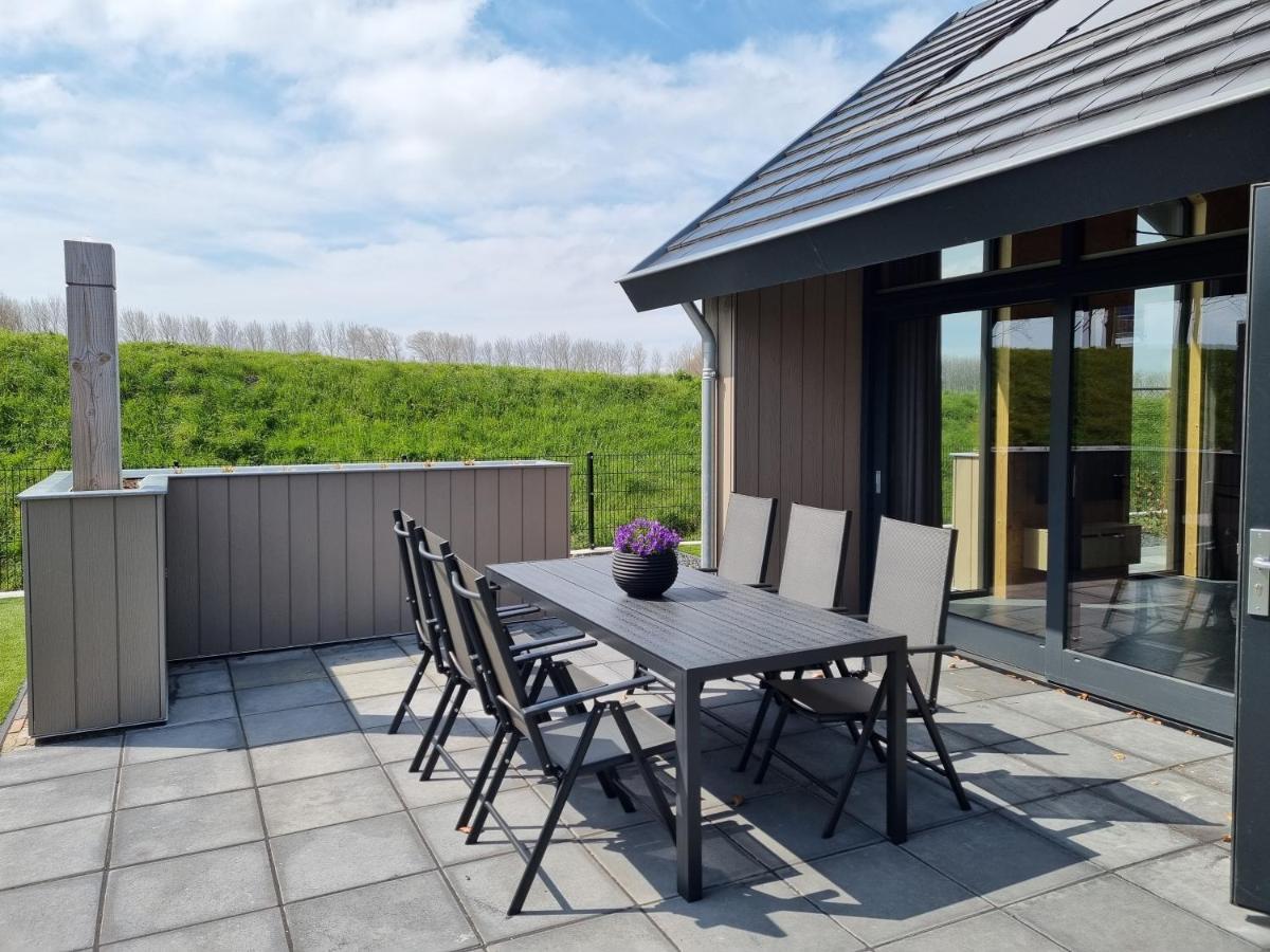 Chalet Met Sauna En Airconditioning Sint Annaland Exterior photo