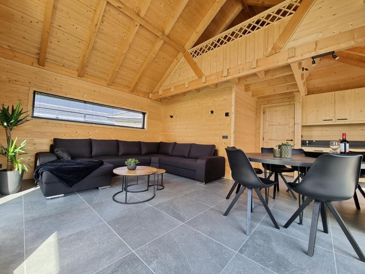 Chalet Met Sauna En Airconditioning Sint Annaland Exterior photo
