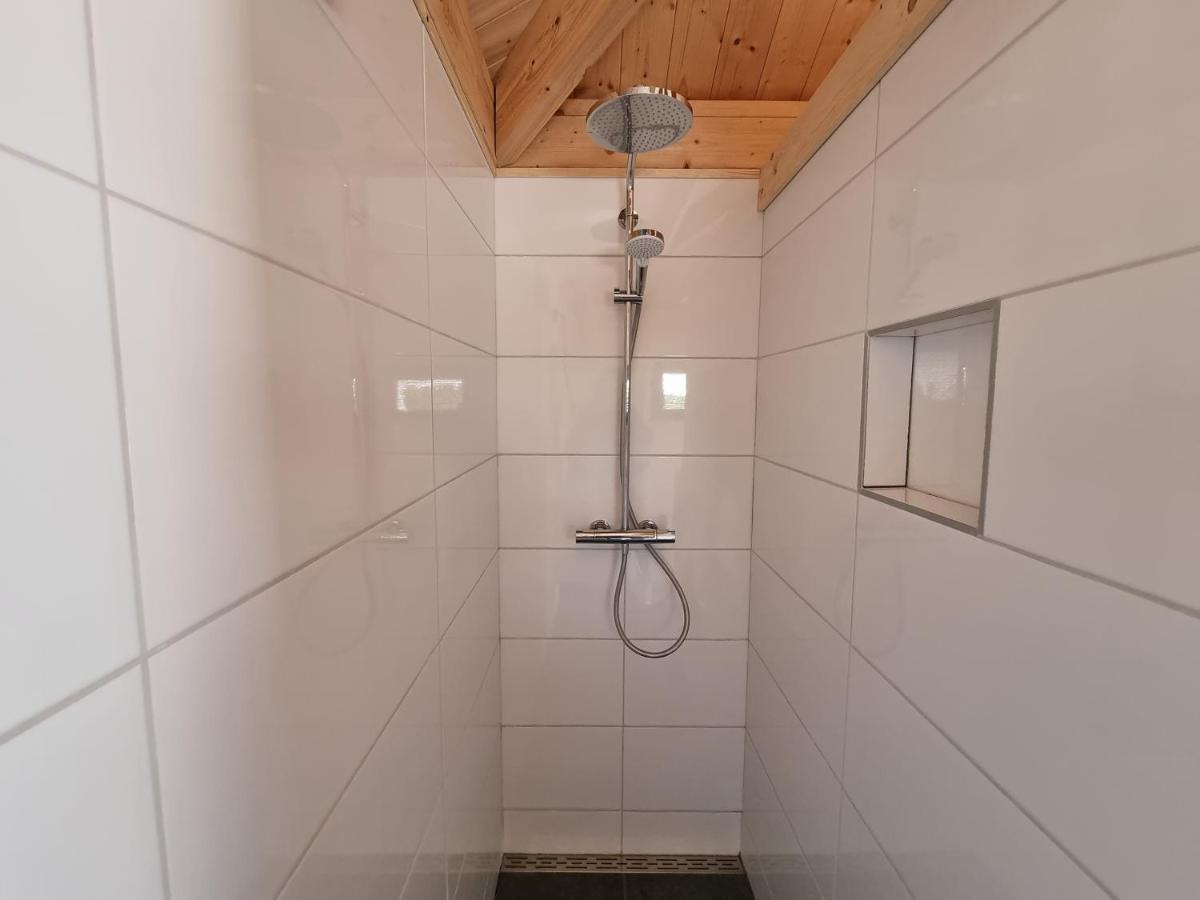 Chalet Met Sauna En Airconditioning Sint Annaland Exterior photo